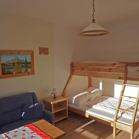 Good Vintage Apartment